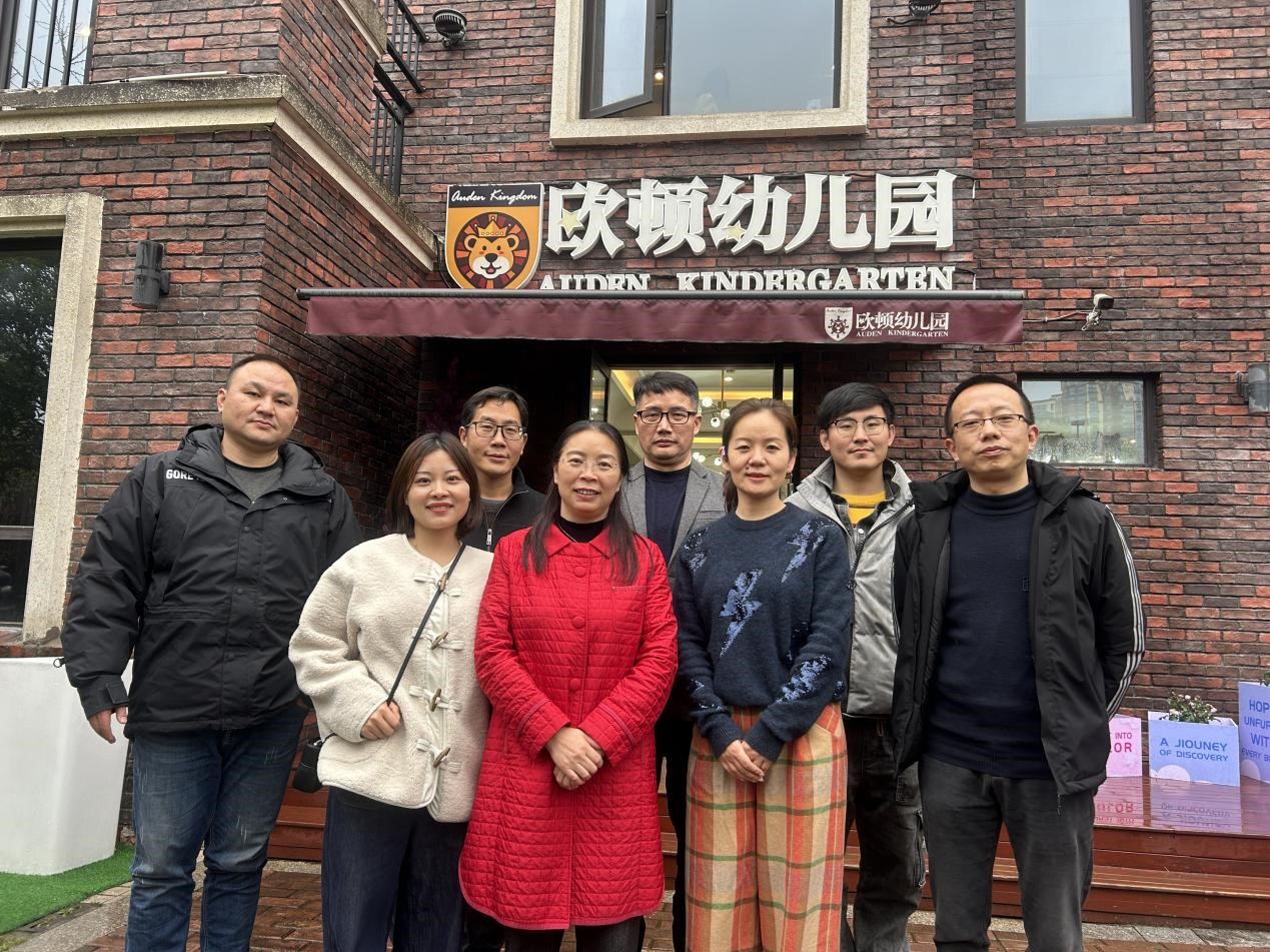 张晓辉校长带队赴长沙开展“访企拓岗促就业”活动,抓实学生就业.jpg 张晓辉校长带队赴长沙开展“访企拓岗促就业”活动,抓实学生就业.jpg