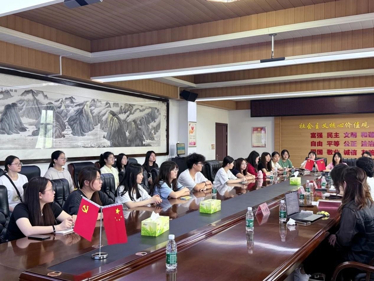 图片2.jpg 图片2.jpg