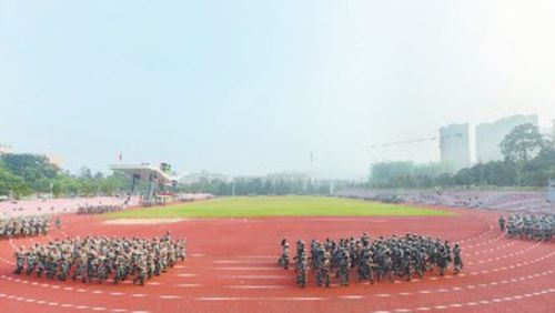 大江涌潮逐浪高9.jpg